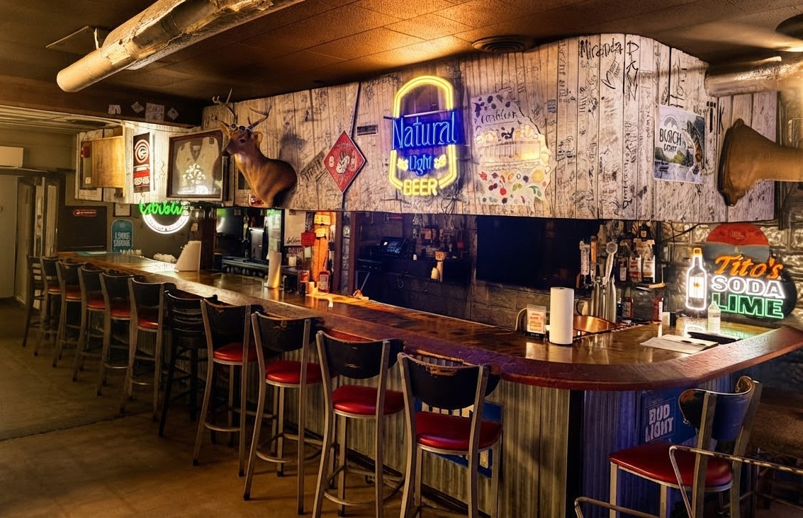 Full service bar at Butt Hutt Athens